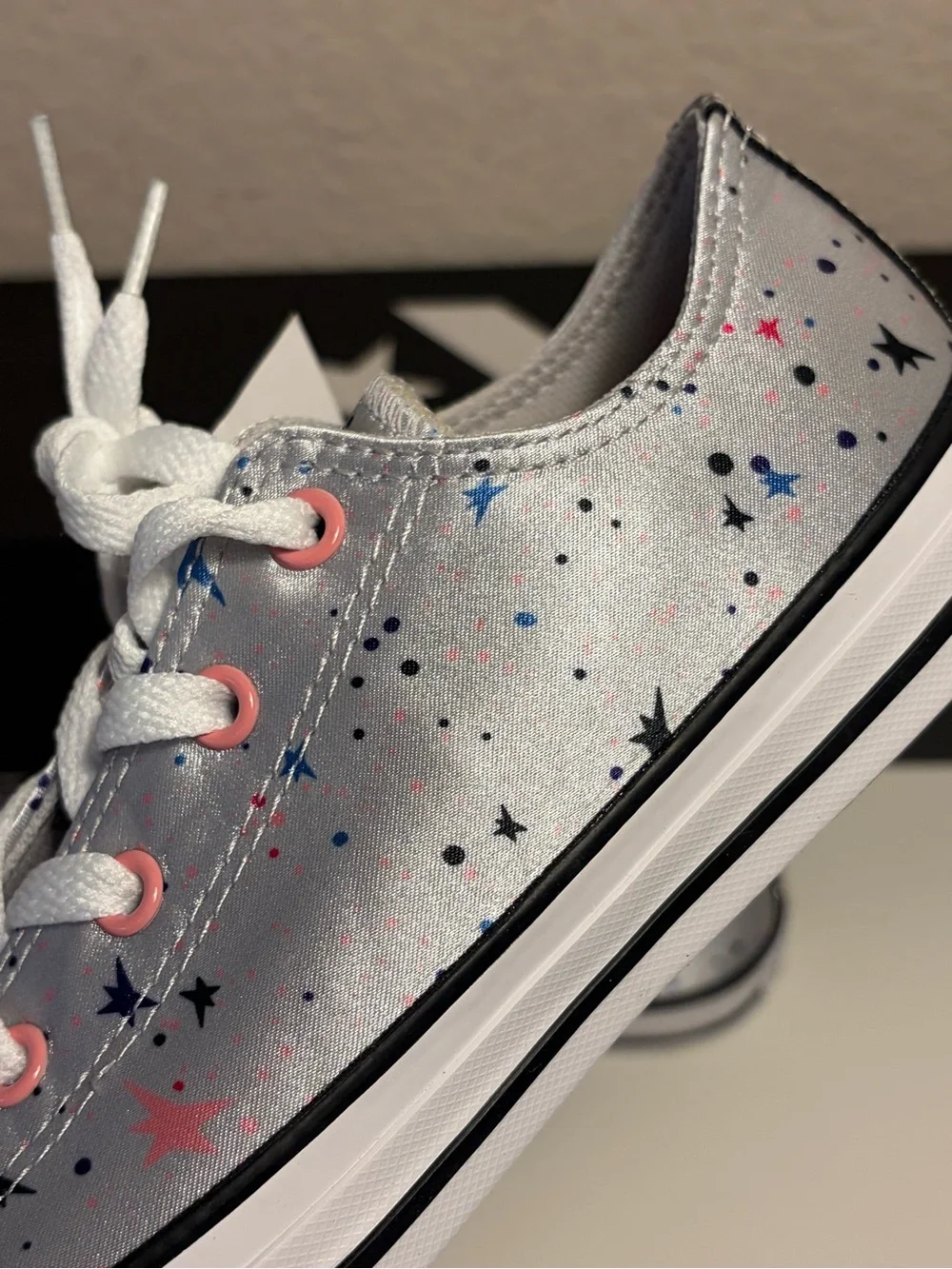 Converse Chuck Taylor All Star OX Junior 3 Silver Star Print Glitter 665360F NWT
